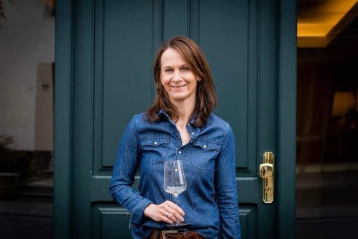 Anne Eifel Pfeiffer, beste vrouwelijk winzerin vanm de Moezel in 2024