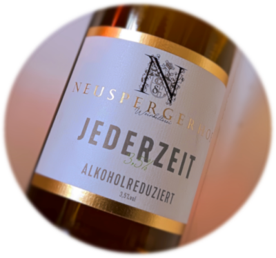 Neuspergerhof JEDERZEIT Weiß 3,5% alcohol biowijn